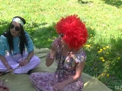 Outdoor threesome hippies fuck huge cock in the park