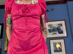 Amatööri, Tyttö, Iso kulli, Ruskeahiuksinen, Söpö, Käsihoito, Transu