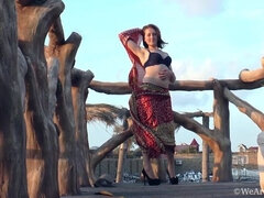 Rumpe, Brunette, Hårete, Sexy undertøy, Onani, Utendørs