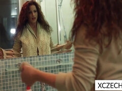 Røv, Pik sutte, Langt ned i halsen, Pik, Mor jeg gerne vil kneppe, Naturlig, Brystvorter, Solo