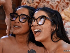 Lookalike Besties Swap, Suck & Swap