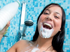 Leie, Grosser arsch, Grosse titten, Fingern, Masturbation, Dusche, Entkleiden, Jungendliche (18+)