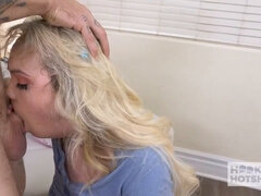 Συμπαθητική, Ο μπαμπάς, Ακραίος, Αθώος, Μικρούλης, Άξεστος, Κοκκαλιάρης, Έφηβος