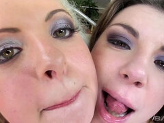 Blondýna, Brunetka, Stříkání spermatu, Na obličej, Čtveřice, Spodní prádlo