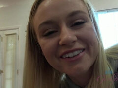 Amatör, Blondin, Creampie, Fotjobb, Flickvän, Handjobb, Pov, Tuttar