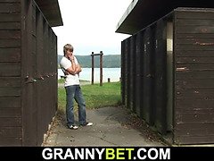 Bbw stor vacker kvinna, Morfar farfar, Granny, Mogen, Offentlig, Fitta, Verklighet, Hängbröst