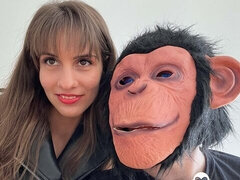 18, Velika rit, Velik kurac, Fafanje, Rjavolaska, Doggystyle, Naravne joške, Joške