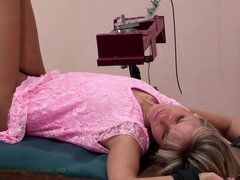 Miela4 Spanking Machine - Ass Whipping