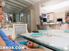 Stepmom Meets and Fucks Daughters Boyfriend (bbc15943)