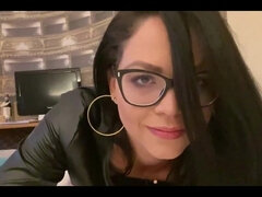 Selfie Job in Hotel Room