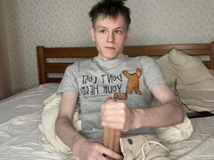 Three Days Abstinence Ends in Twink Bed Flooding