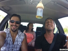 Amatéři, Velký zadek, Velké péro, Kuřba, Brunetka, Milf žcbp, Venku, Na veřejnosti