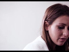 Amatööri, Isot tissit, Suihinotto, Ruskeahiuksinen, Kermakakku, Syväkurkku, Latinankieli, Teini