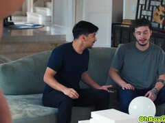 Kukk suging, Dype svelg, Pikk, Familie, Fingring, Hardcore, Hd, Milf