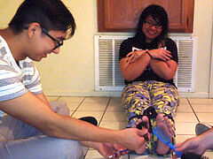 legitimate yr Old Latina Foot Tickled by her buddies