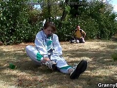 Kuřba, Brunetka, Puma, Babi, Honění, Dospělé, Milf žcbp, Mamina