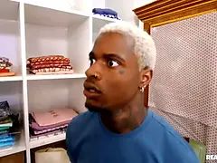 18, Fafanje, Zunanji izliv, Globoko grlo, Fetiš, Hd, Piercing, Šeškanje