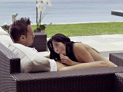 Brunette brune, De plein air, Actrice du porno, Public, Mouillée