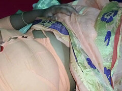 18 jaar, Tante, Mooi, Pijpbeurt, Broeder, Bedriegen, Aangekleed, Eerste keer