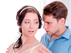 Πίπα, Μελαχροινή, Σε στάση σκύλου στα τέσσερα, Μαλακία, Δαντέλα, Ξυρισμένη, Καλσόν, Έφηβος