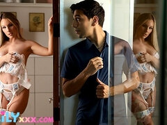 Tetas grandes, Estilo perrito, Hd, Madres para coger, Mamá, Ruso, Madrastra, Medias largas