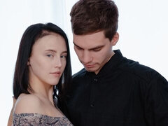 Πρωκτικό, Μελαχροινή, Σε στάση σκύλου στα τέσσερα, Τατουάζ, Βυζιά