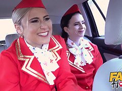 Blondína, Brunetka, Striekanie semena, Na tvár, Hd, Orgazmus, Vychudnutá, Letuška