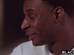 Cumizás, Gesztenyebarna, Kutya póz, Fajok közötti, Csókolózás, Lovaglás, Tetkó, Hármas