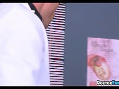デカパイ, 浮気者, エロ熟女, 医者, Hd, 淫乱熟女, 息子, オッパイの