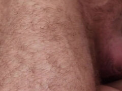 Honey, I Promise You That My Boss and I Live in Different Rooms During the Work Trip