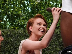 Gros seins, Éjaculation interne, Poilue, Mère que j'aimerais baiser, Petite femme, Chatte, Jupe, Plan cul à trois