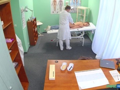 お尻, 医者, バック, 指いじり, 手コキする, 看護婦, オフィス, のぞき