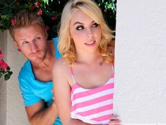 Stor røv, Stor pik, Store bryster, Pik sutte, Hundestilling, Kort hår, Mager, Teenager