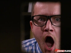 Čierne, Prichytení, 2 ženy 1 muž, Medzirasové, Výprask, Kancelária, Pička, Švédska rojka