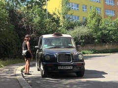 18 éves, Hatalmas hátsó, Cumizás, Gépkocsi, Kutya póz, Természetes mellek, Tini, Begyek