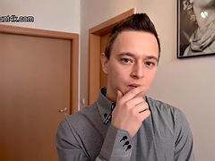 Tette grandi, Cazzo vecchio, Realtà