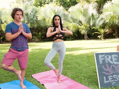 Amatéři, Zadek, Kuřba, Stříkání spermatu, Na obličej, Hardcore, Latinské, Vlhká