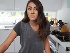 Pijpbeurt, Bruinharig, Sperma shot, Diep in de keel, Keuken, Tieten likken