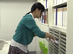 Rumpa, Söt, Långt ner i halsen, Snopp, Doggystyle, Japansk, Milf, Kontor