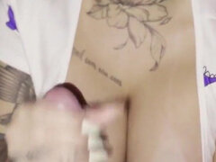 Amateur, Gros cul, Sucer une bite, Célébrité, Couple, Branlette thaïlandaise, Fille latino, Tatouage