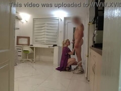 Delivery Guy Gets a Blowjob from Big-Titted Babe