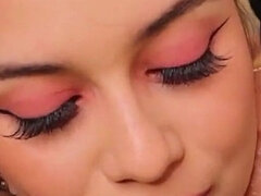 18 jaar, Kont, Biseksueel, Bruinharig, Seksspeelgoed, Vies praten, Billekoek, Tiener