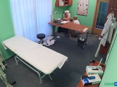 Amateur, Corrida, Médico, Estilo perrito, Lamidas, Enfermera, Oficina, Voyeur