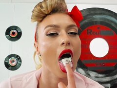 Velké péro, Kuřba, Creampie, Stříkání spermatu, Hardcore, Hd, Přírodní prsa, Jezdectví