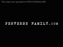 Bondage sadomaso, Bondage, Famiglia, Sesso di gruppo, Masturbazione, Pisciando, Magra, Ragazza