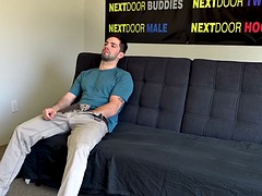 Athletic amateur with hairy legs gets sucked off at casting