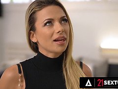 Anális szex, Tekintélyes didik, Szőke, Cumizás, Kutya póz, Fehérnemű, Érett feleség, Játékszerek