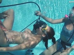 Playa, Morena, Europeo, Húngaro, Desnudo, Piscina, Adolescente, Bajo el agua