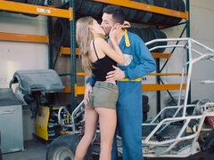 Blondýna, Kuřba, Hardcore