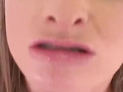 18 anni, Grande cazzo, Pompino, Compilation, Facciale, Mamma che vorrei scoparmi, Punto di vista pov, Ragazza